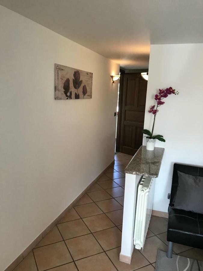 Casa Vacanze Nicoletta アオスタ エクステリア 写真